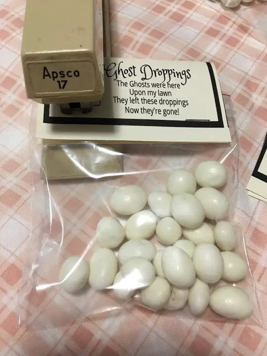 how to make ghost droppings treat bags