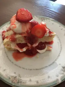 use frozen strawberries to make a delicious strawberry shortcake