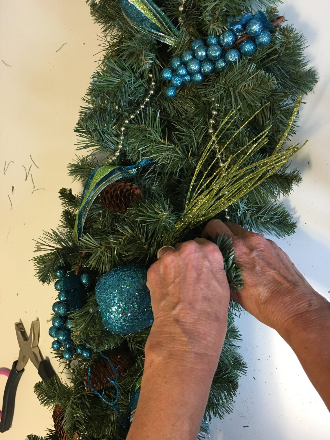 How to make an easy Christmas swag wreath. - Baker Street Living