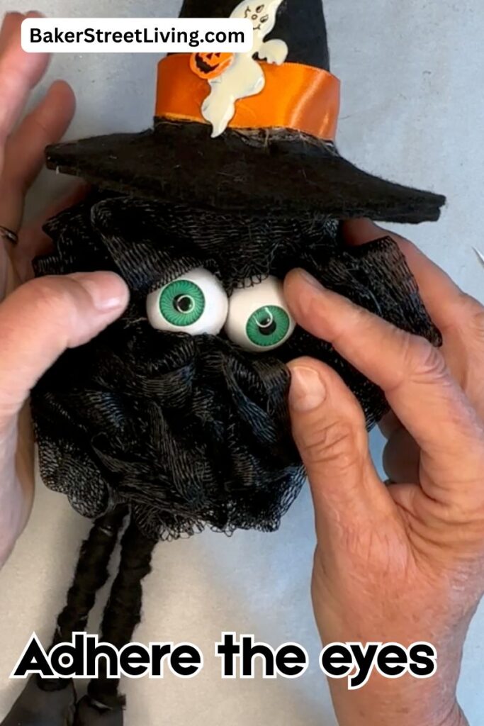 Making a standing witch for Halloween