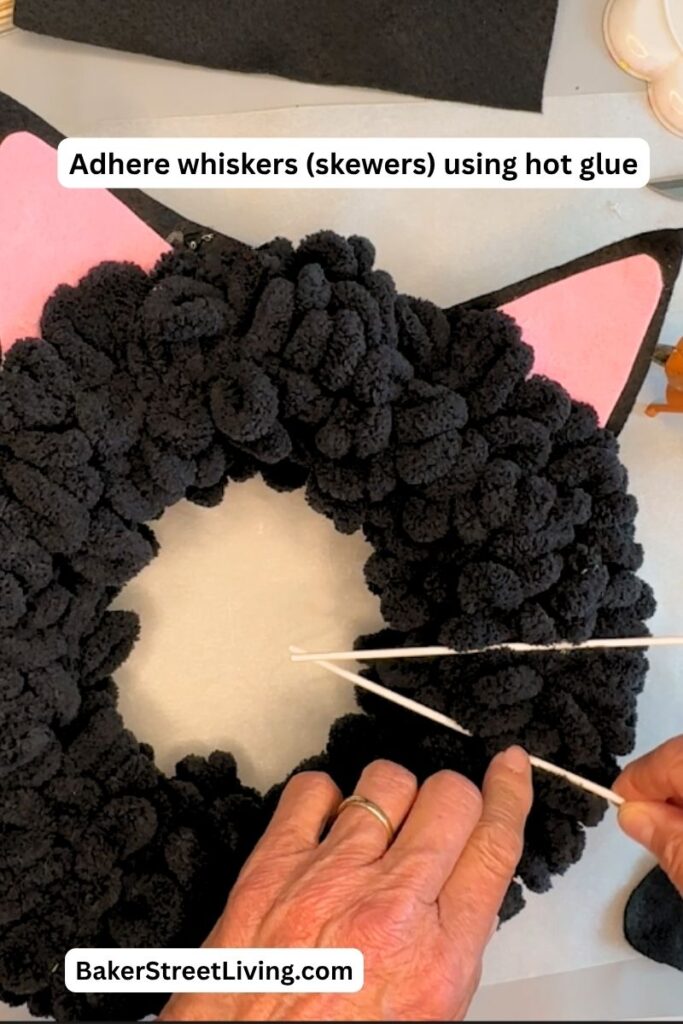 DIY Black Cat Wreath