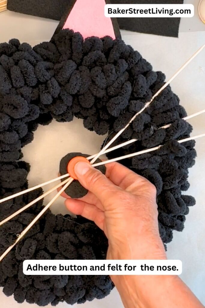 DIY Black Cat Wreath